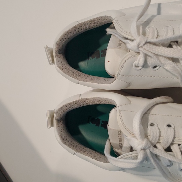 Celine Delivery White Calfskin Sneakers - Picture 16 of 16